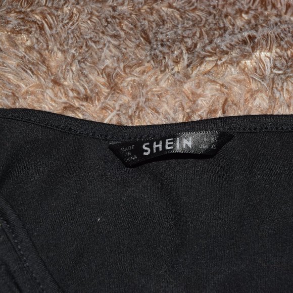 Super cute flowered T-shirt dress - Picture 7 of 7